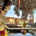 Charme A 20 M De La Centre Village *