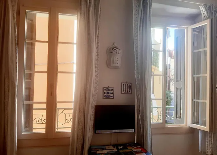 Charme A 20 M De La Centre Village Appartement